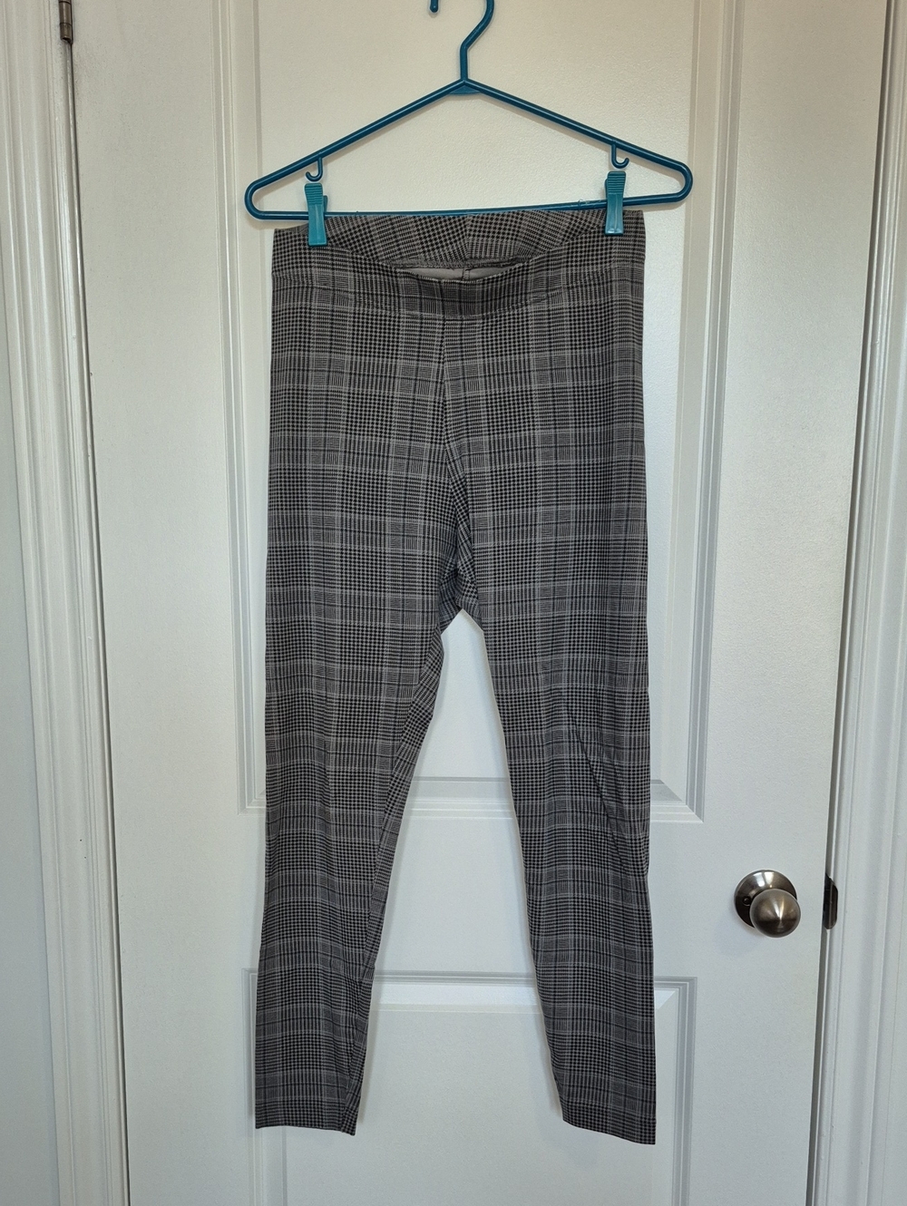 2/$20 Gray Plaid Leggings